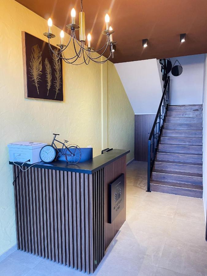 Hotel Hiserra Πρίζρεν Εξωτερικό φωτογραφία