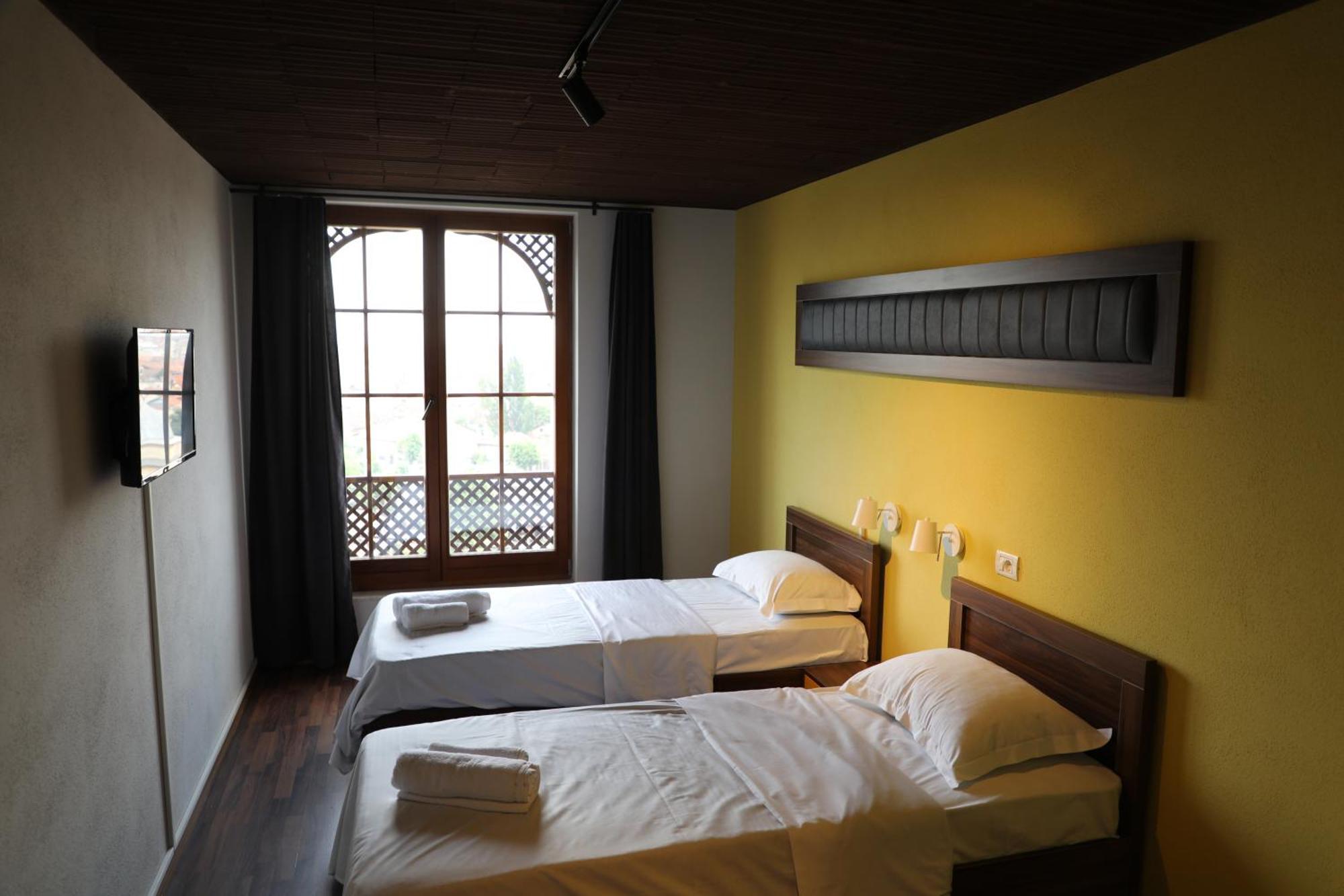 Hotel Hiserra Πρίζρεν Εξωτερικό φωτογραφία
